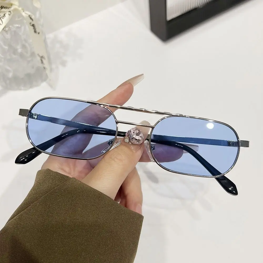 Retro Metal Frame Small Sunglasses UV Protection Beach/Travel/Streetwear 90's Glasses Hip Hop Eyeglasses for Women & Men
Retro Metal Frame Small Sunglasses UV Protection Beach/Travel/Streetwear 90's Glasses Hip Hop Eyeglasses for Women & Men