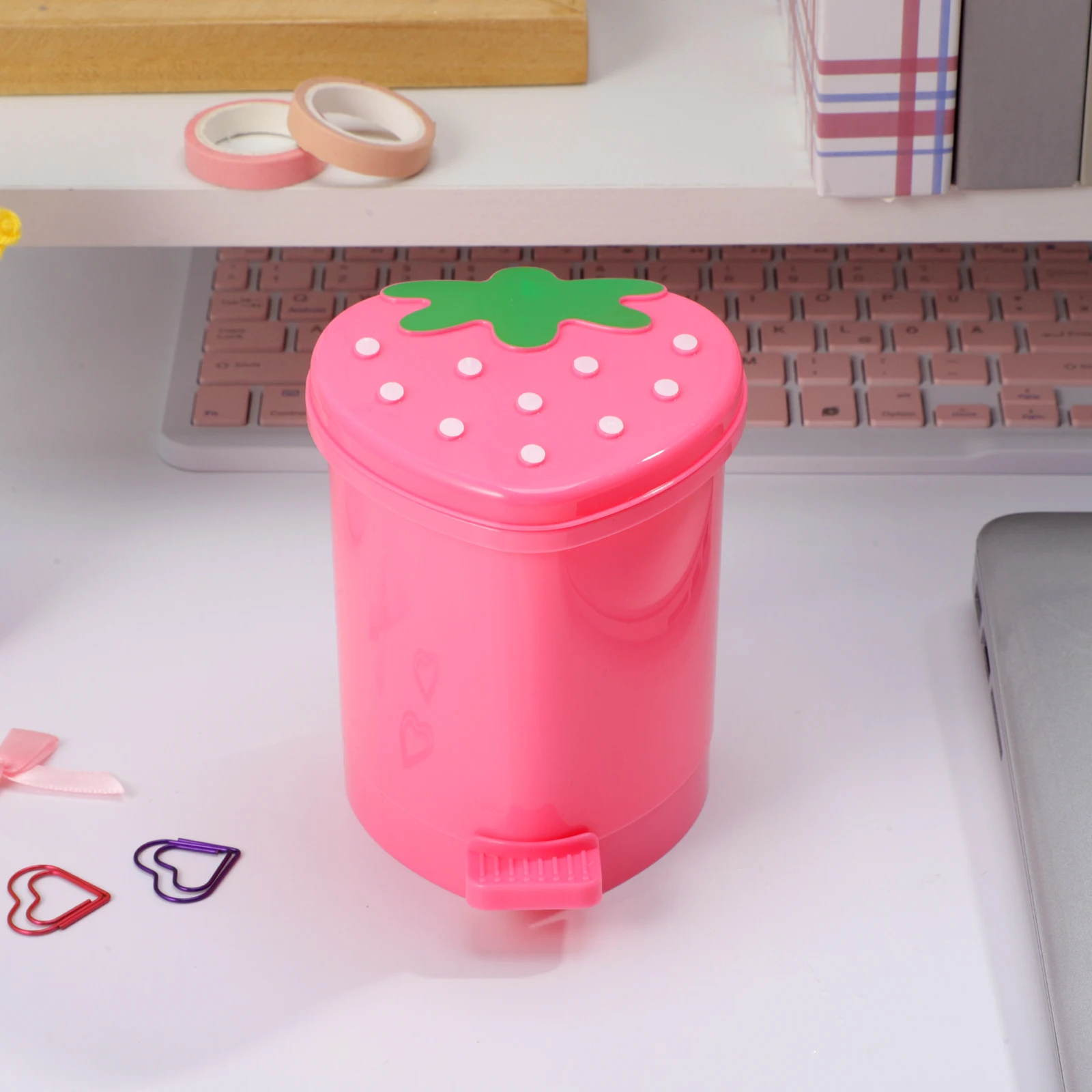 Desktop Trash Can Heart Shaped Red PP Material Kitchen Office Waste Paper Container Tissues Crumbs Peelings Storage Desk
Desktop Trash Can Heart Shaped Red PP Material Kitchen Office Waste Paper Container Tissues Crumbs Peelings Storage Desk