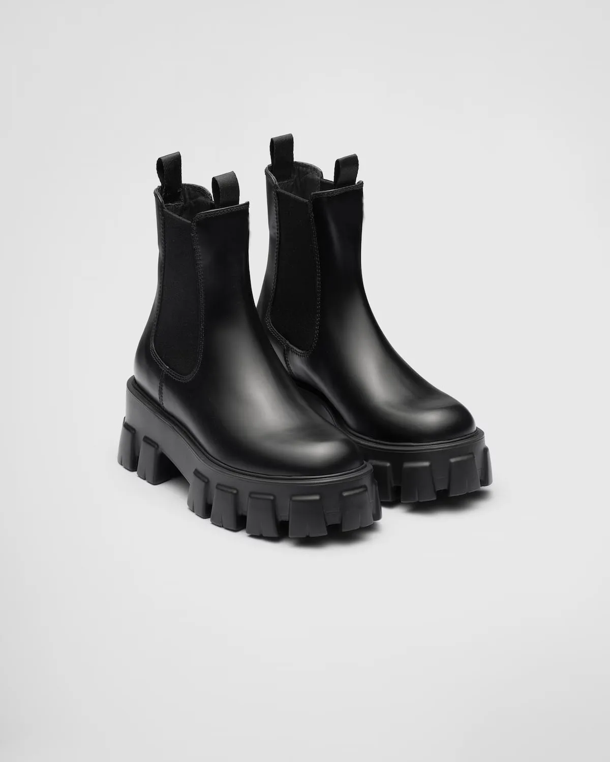 Women's Brushed Leather Chelsea Boots Black Ankle Booties 55 Mm Chunky Rubber Sole
Women's Brushed Leather Chelsea Boots Black Ankle Booties 55 Mm Chunky Rubber Sole