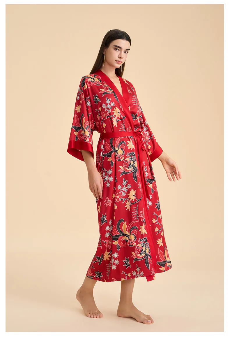 Print Belted Robe Sexy Satin Elegant Loungewear Four Seasons Breathable Sleepwear for Women
Print Belted Robe Sexy Satin Elegant Loungewear Four Seasons Breathable Sleepwear for Women
