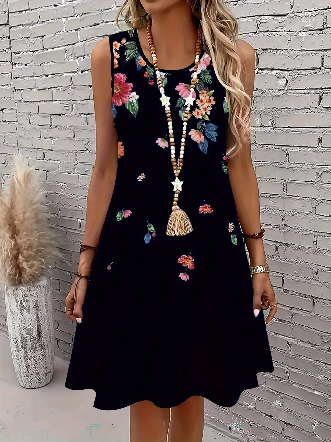 women's sleeveless fashion dress Summer Floral Print Beach Tank Dress
women's sleeveless fashion dress Summer Floral Print Beach Tank Dress