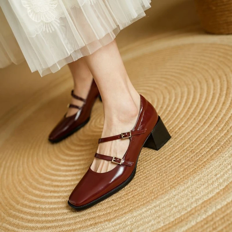 NEW Spring/Autumn Women Pumps Square Toe Chunky Heel Shoes Genuine Leather Shoes for Women Concise Buckle Strap Mary Janes Shoes
NEW Spring/Autumn Women Pumps Square Toe Chunky Heel Shoes Genuine Leather Shoes for Women Concise Buckle Strap Mary Janes Shoes