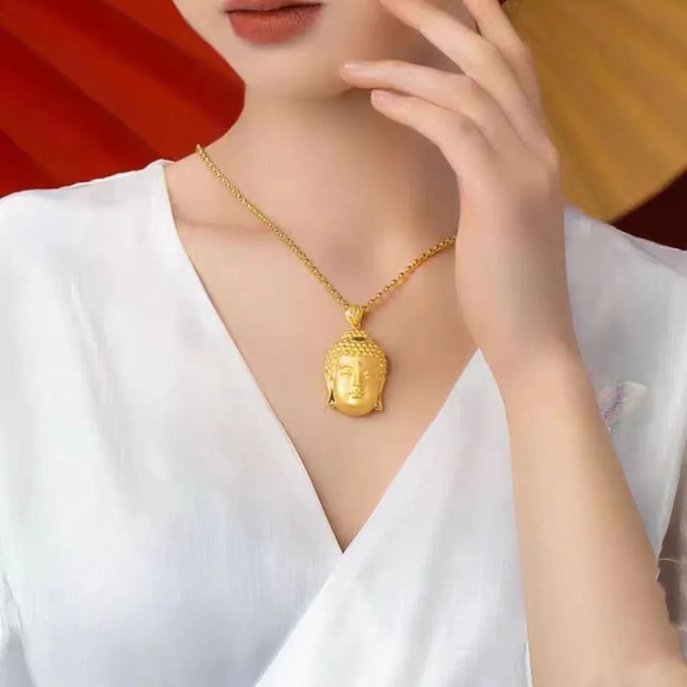 Unisex 24K Gold (AU999) Mahavairocana Buddha Head Pendant | Two-tone matte gold, chiseled Heart Sutra excerpts
Unisex 24K Gold (AU999) Mahavairocana Buddha Head Pendant | Two-tone matte gold, chiseled Heart Sutra excerpts