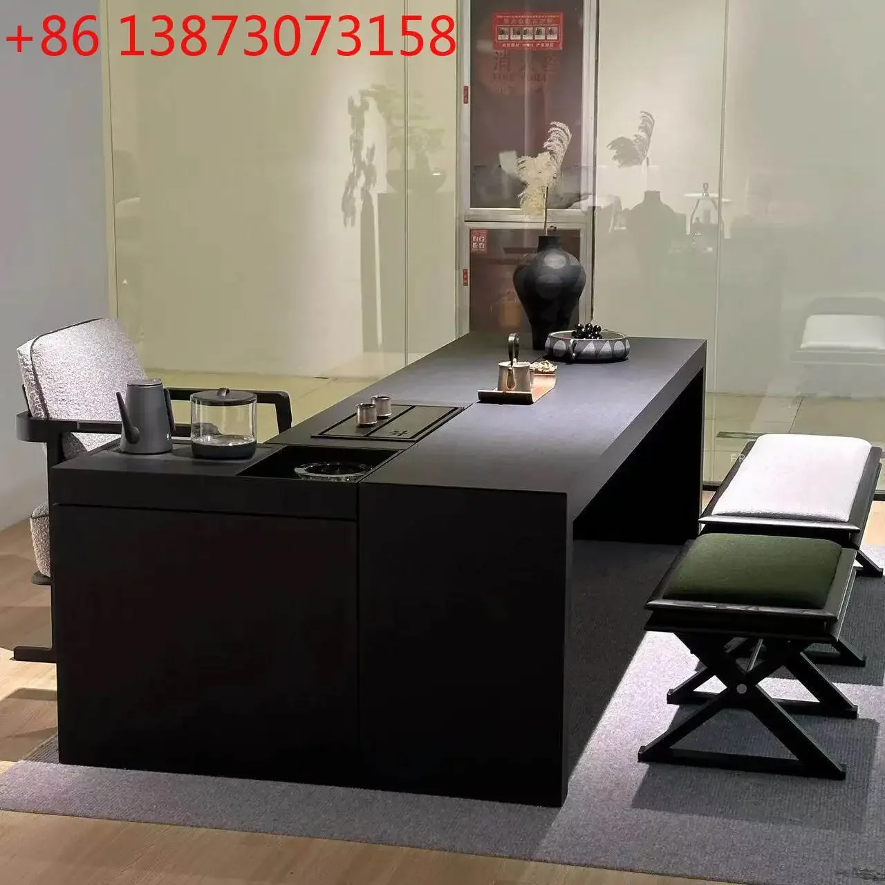 Modern Italian minimalist solid wood tea table, simple living room home tea table, high-end room tea table
Modern Italian minimalist solid wood tea table, simple living room home tea table, high-end room tea table