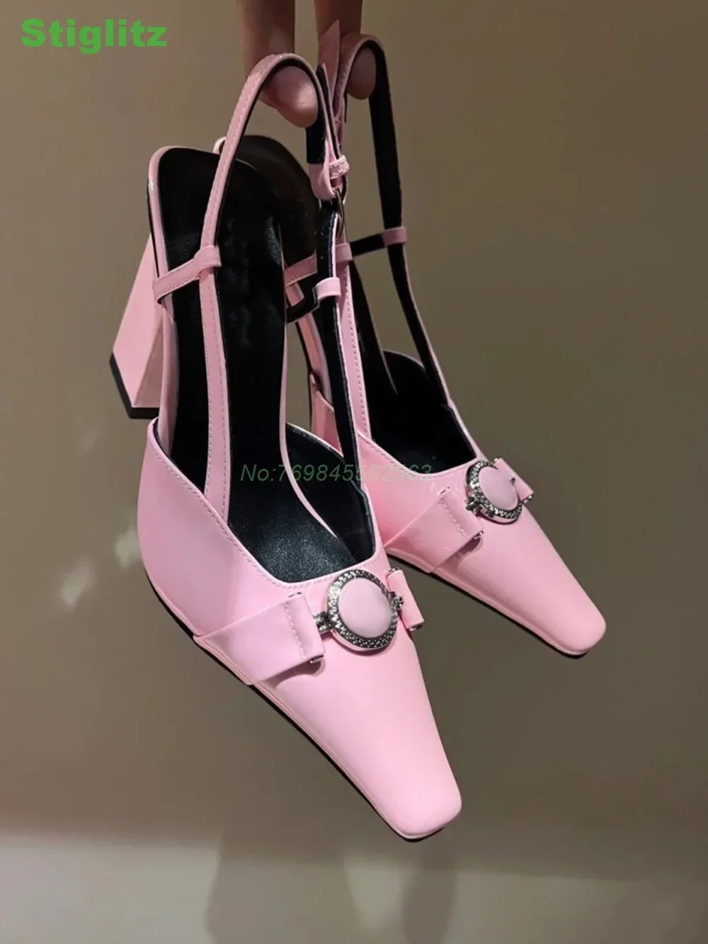 Sexy Slingback solid Sandals Metal Decoration Square Toe Chunky Shallow 2024 Summer Women Luxury Shoes Pink Purple Large Size
Sexy Slingback solid Sandals Metal Decoration Square Toe Chunky Shallow 2024 Summer Women Luxury Shoes Pink Purple Large Size