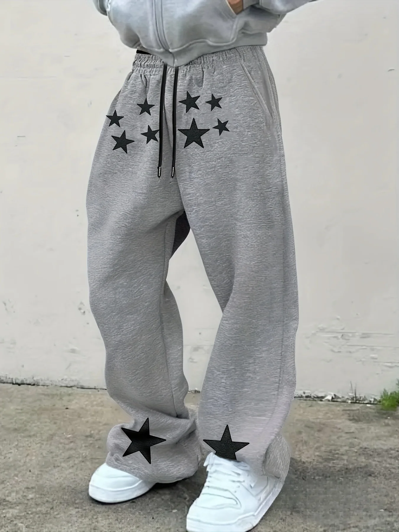 Men's casual sports pants with star pattern printed sweatpants, drawstring wide leg casual pants, all season casual men's pants
Men's casual sports pants with star pattern printed sweatpants, drawstring wide leg casual pants, all season casual men's pants