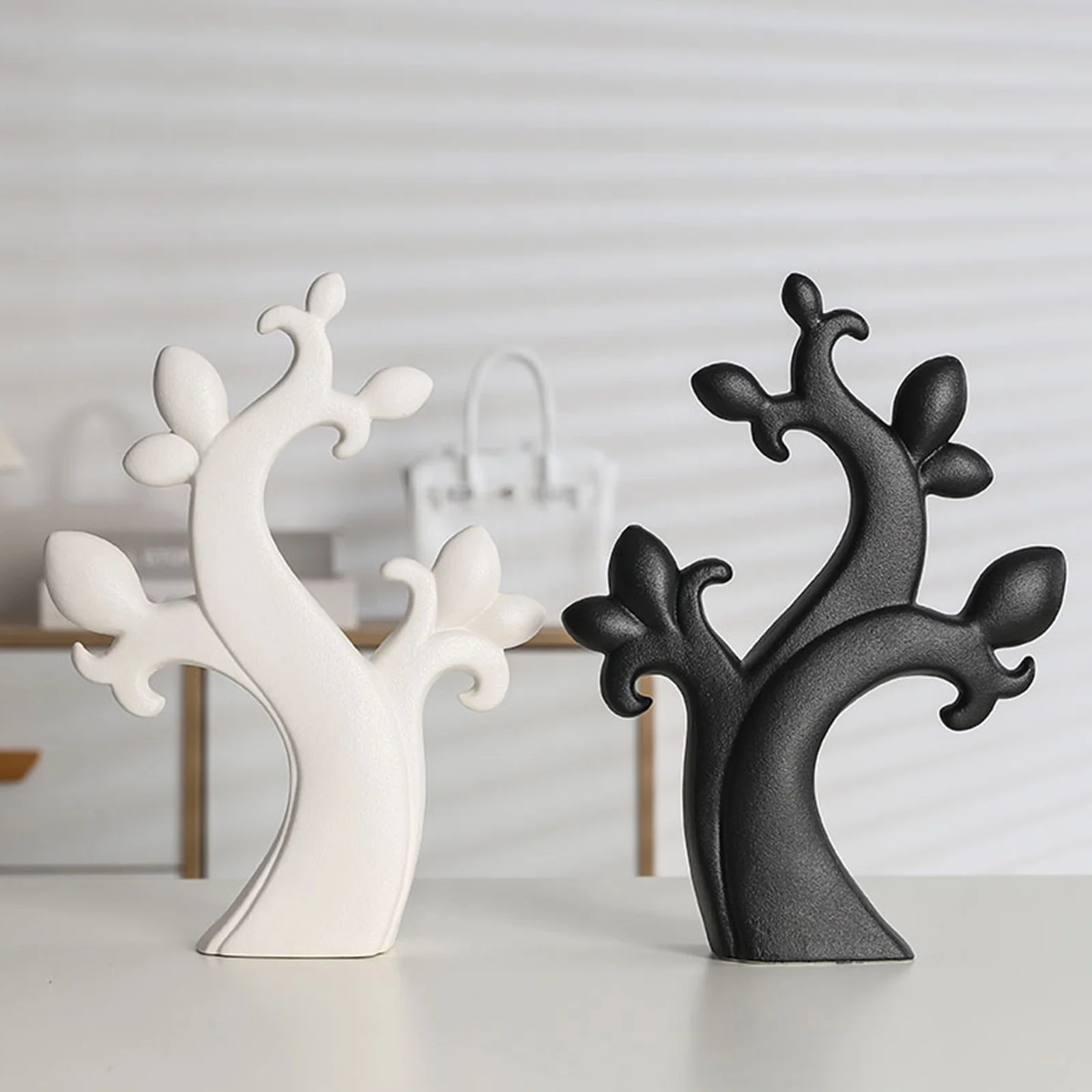 Nordic Creative Ceramic Desktop Decor Simple Home Decor Modern Plant Sculpture Statue Living Room Room Ornaments Accessories
Nordic Creative Ceramic Desktop Decor Simple Home Decor Modern Plant Sculpture Statue Living Room Room Ornaments Accessories