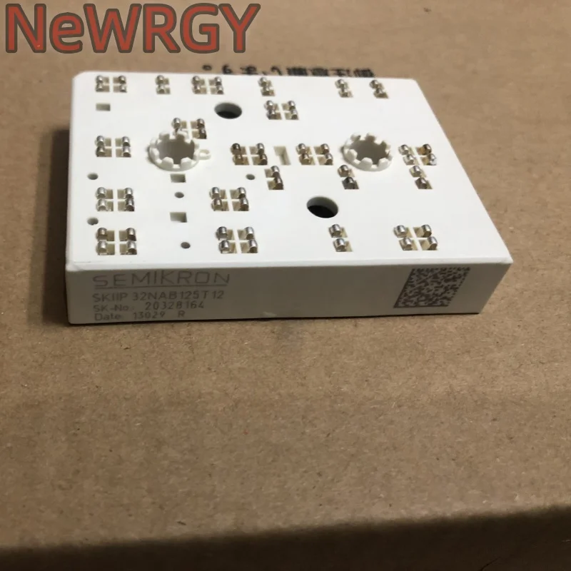 SKIIP32NAB063T23 SKiiP32NAB12T1 SKiiP32NAB12T10 SKiiP32NAB06T1 Бесплатная доставка Новый и оригинальный модуль
SKIIP32NAB063T23 SKiiP32NAB12T1 SKiiP32NAB12T10 SKiiP32NAB06T1 Бесплатная доставка Новый и оригинальный модуль