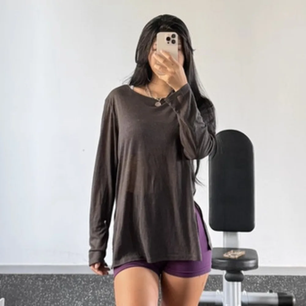 Women's Cool-Touch Skin-Friendly Fabric Relaxed Fit Lightweight Long Sleeve Cover-Up Top for Yoga Gym Layering Comfort
Women's Cool-Touch Skin-Friendly Fabric Relaxed Fit Lightweight Long Sleeve Cover-Up Top for Yoga Gym Layering Comfort