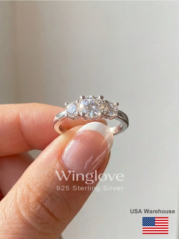 Gorgeous Fashion Shiny Three Zircon Ring For Women 925 Sterling Silver Engagement Wedding Party Luxury High Quality Fine Jewelry
Gorgeous Fashion Shiny Three Zircon Ring For Women 925 Sterling Silver Engagement Wedding Party Luxury High Quality Fine Jewelry