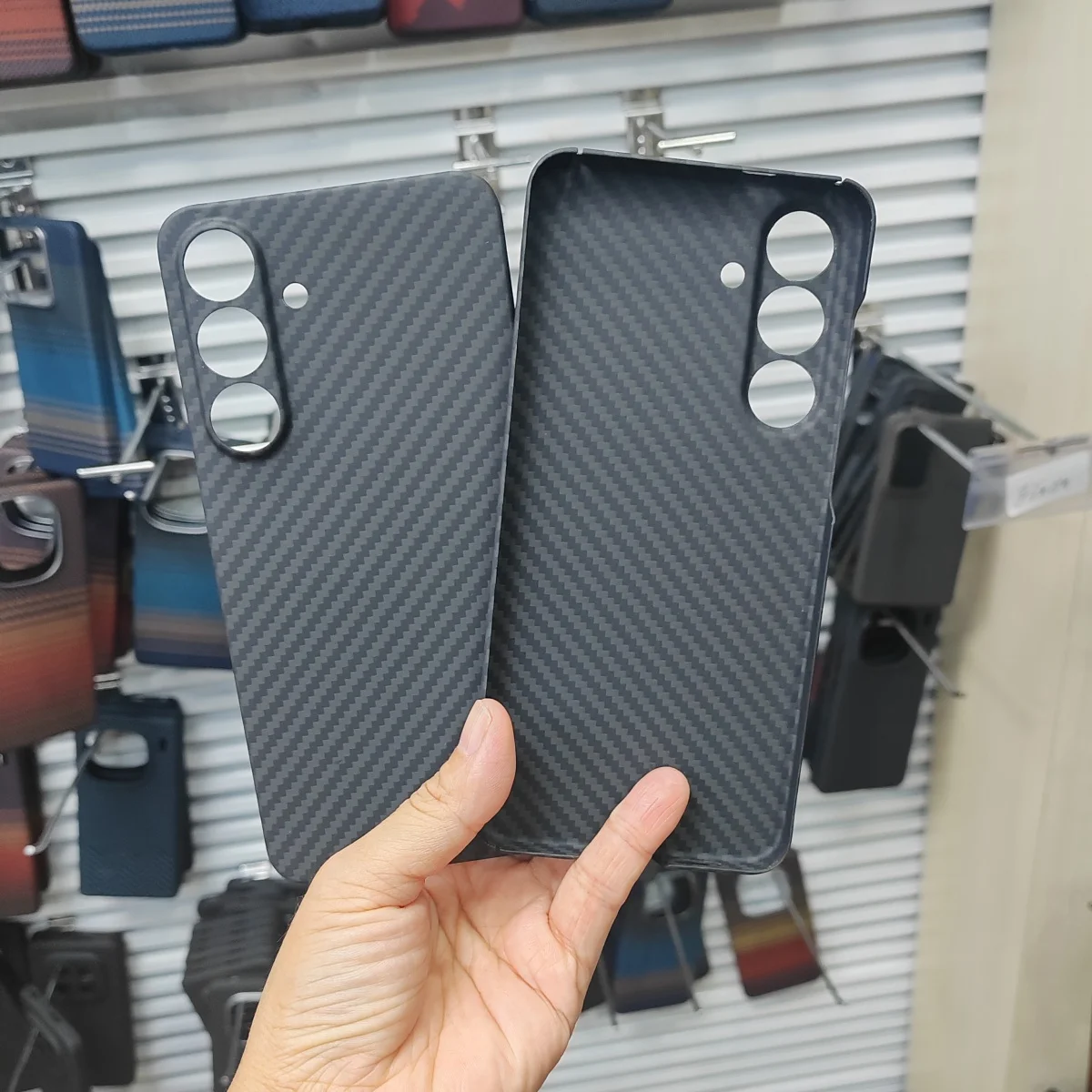 Luxury Real Aramid Carbon Fiber Phone Case For Samsung galazxy S25 FE Ultra-thin Shockproof Protective Shell Back Cover
Luxury Real Aramid Carbon Fiber Phone Case For Samsung galazxy S25 FE Ultra-thin Shockproof Protective Shell Back Cover