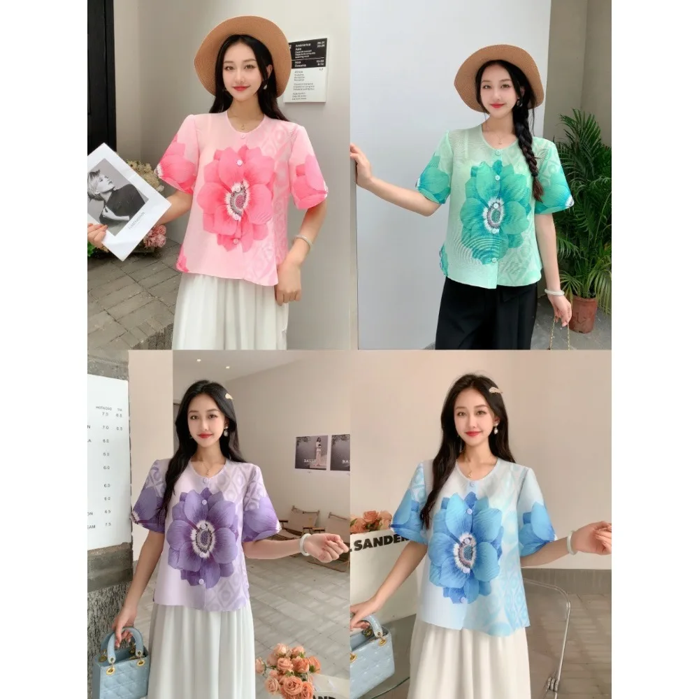 Miyake Fold 2025 весна/лето с принтом в стиле ретро, однобортное короткое пальто с круглым вырезом, осеннее свободное и универсальное повседневное открытое пальто
Miyake Fold 2025 весна/лето с принтом в стиле ретро, однобортное короткое пальто с круглым вырезом, осеннее свободное и универсальное повседневное открытое пальто