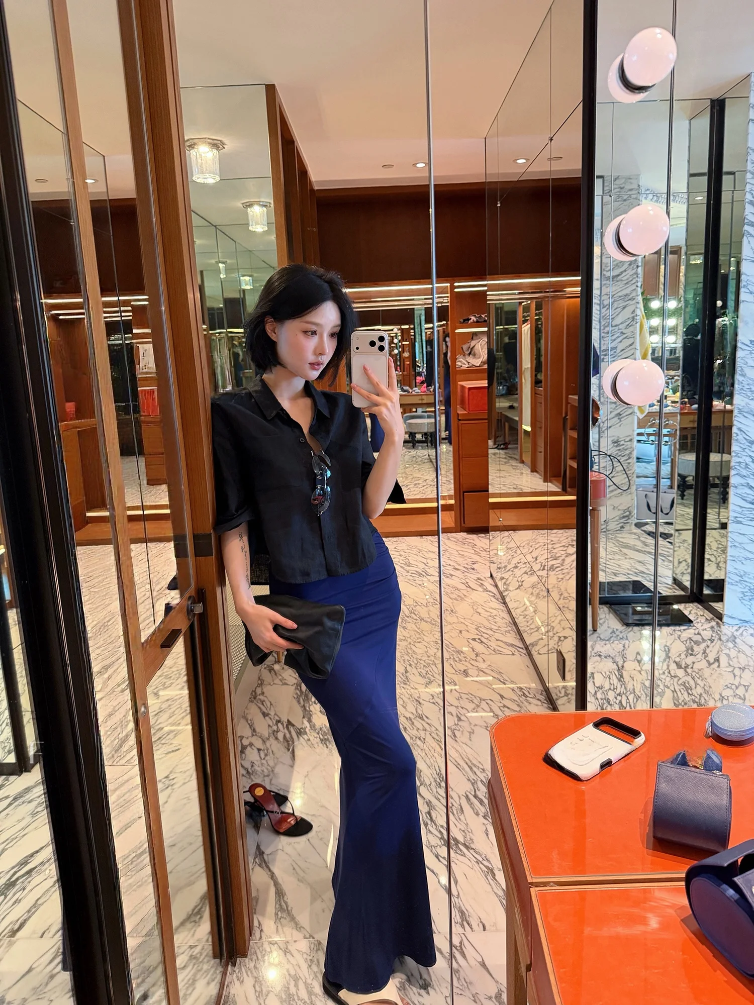 FORNIYOYO Летняя тонкая льняная повседневная рубашка с коротким рукавом для женщин, свободного кроя, дышащая, удобная, укороченная, модный топ
FORNIYOYO Летняя тонкая льняная повседневная рубашка с коротким рукавом для женщин, свободного кроя, дышащая, удобная, укороченная, модный топ