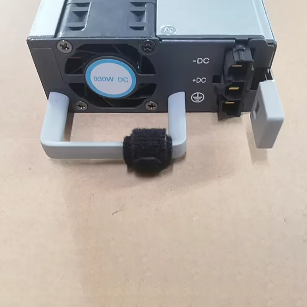 Switching power supply C9K-PWR-930WDC-R
Switching power supply C9K-PWR-930WDC-R