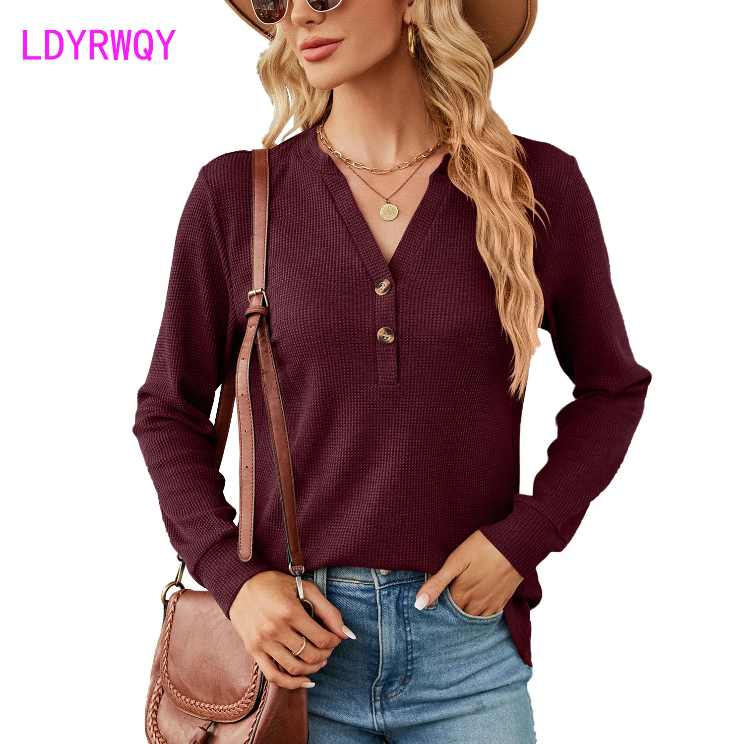 Autumn and Winter New Solid V-Neck Button Loose Long Sleeve T-shirt Top Women's Wear
Autumn and Winter New Solid V-Neck Button Loose Long Sleeve T-shirt Top Women's Wear