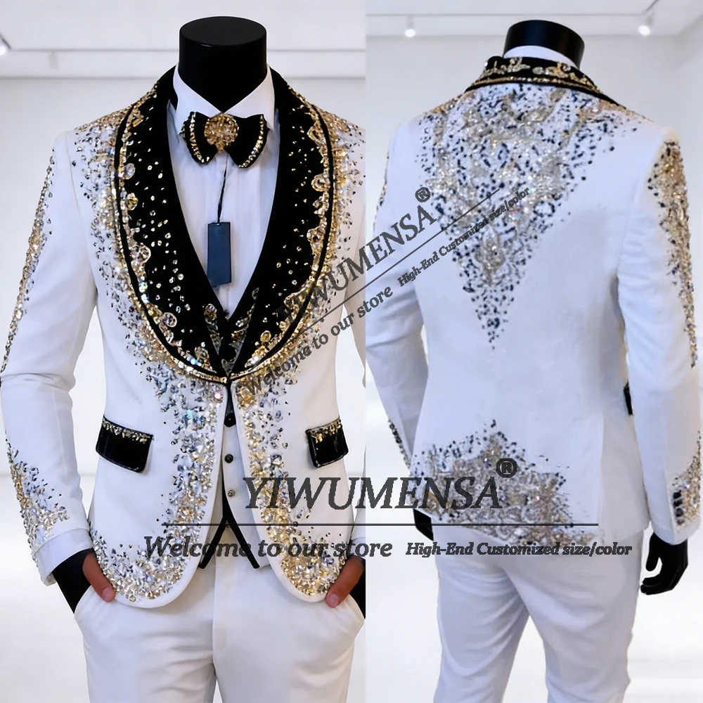 Luxury Beaded Crystals Ornament Suits Men Slim Fit Shawl Label Jacket Vest Pants 3 Piece Set Groom Formal Party Wedding Tuxedos
Luxury Beaded Crystals Ornament Suits Men Slim Fit Shawl Label Jacket Vest Pants 3 Piece Set Groom Formal Party Wedding Tuxedos