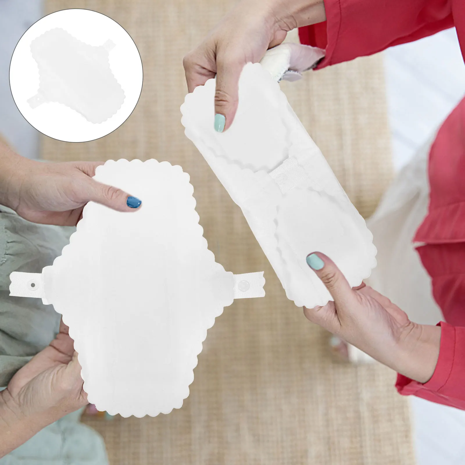 10pcs Reusable Cotton Menstrual Washable Sanitary Napkins Period Pads For Women Girls Lace Edge Comfortable Convenient Period
10pcs Reusable Cotton Menstrual Washable Sanitary Napkins Period Pads For Women Girls Lace Edge Comfortable Convenient Period
