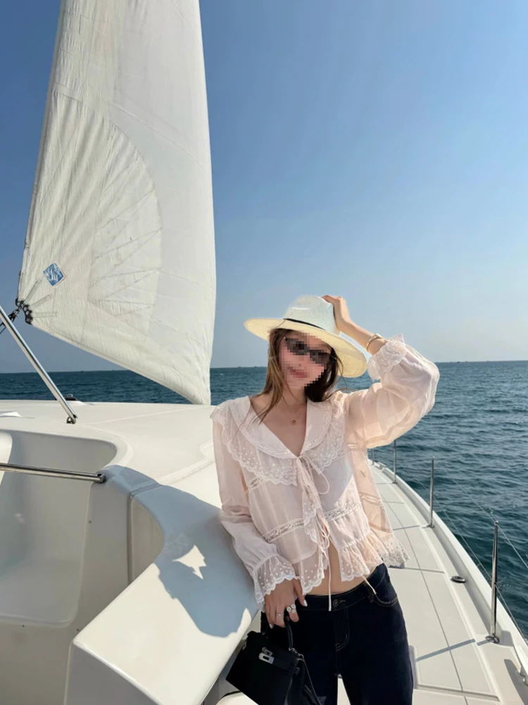 Amber Diffuse Lace Binding Shirt Korean Style Loose Fit Long Sleeve V-Neck Embroidery Breathable Comfortable Women's Top
Amber Diffuse Lace Binding Shirt Korean Style Loose Fit Long Sleeve V-Neck Embroidery Breathable Comfortable Women's Top