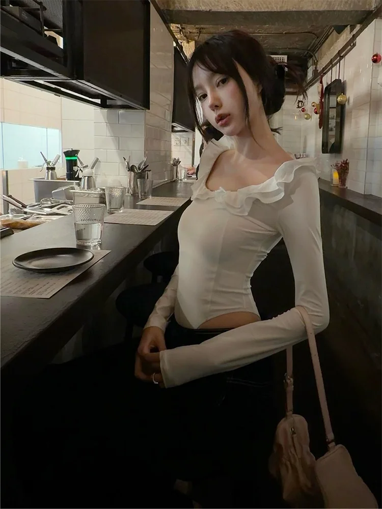 Elegant U-Neck Long Sleeve Onesie T-Shirt Women's Autumn Winter New Style Slimming Beautiful Top High Waist Short Pants
Elegant U-Neck Long Sleeve Onesie T-Shirt Women's Autumn Winter New Style Slimming Beautiful Top High Waist Short Pants