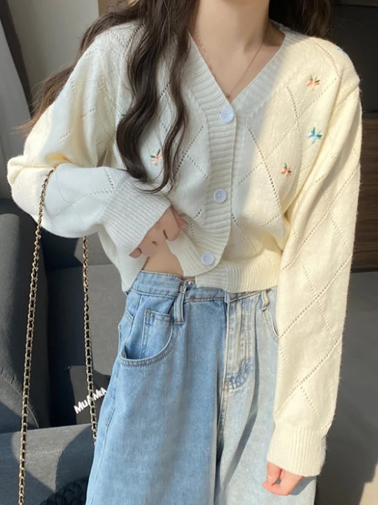 Thick 2022 Knitted Crop Top Autumn Sweater Women Vintage Winter Coat Knitwear Cardigan Feminino Clothing Korean Solid Cardigans
Thick 2022 Knitted Crop Top Autumn Sweater Women Vintage Winter Coat Knitwear Cardigan Feminino Clothing Korean Solid Cardigans