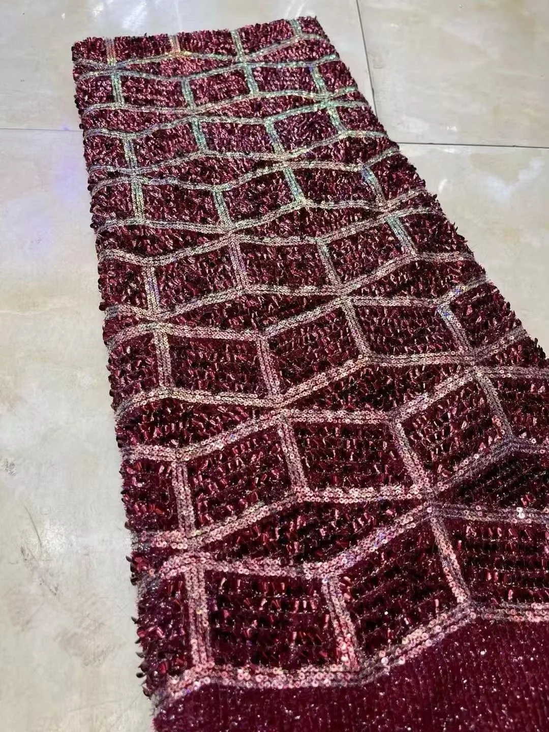 5Yards African French Lace Fabric 3D Sequins Embroidered Tulle 5 Yards High Quality Nigerian Style For Sewing Party Dress
5Yards African French Lace Fabric 3D Sequins Embroidered Tulle 5 Yards High Quality Nigerian Style For Sewing Party Dress