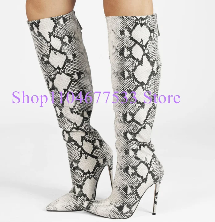 Сексуальные кожаные женские сапоги до колена со змеиным принтом, модные женские высокие сапоги до колена с острым носком на тонком каблуке, большие размеры, банкетная сценическая обувь
Сексуальные кожаные женские сапоги до колена со змеиным принтом, модные женские высокие сапоги до колена с острым носком на тонком каблуке, большие размеры, банкетная сценическая обувь