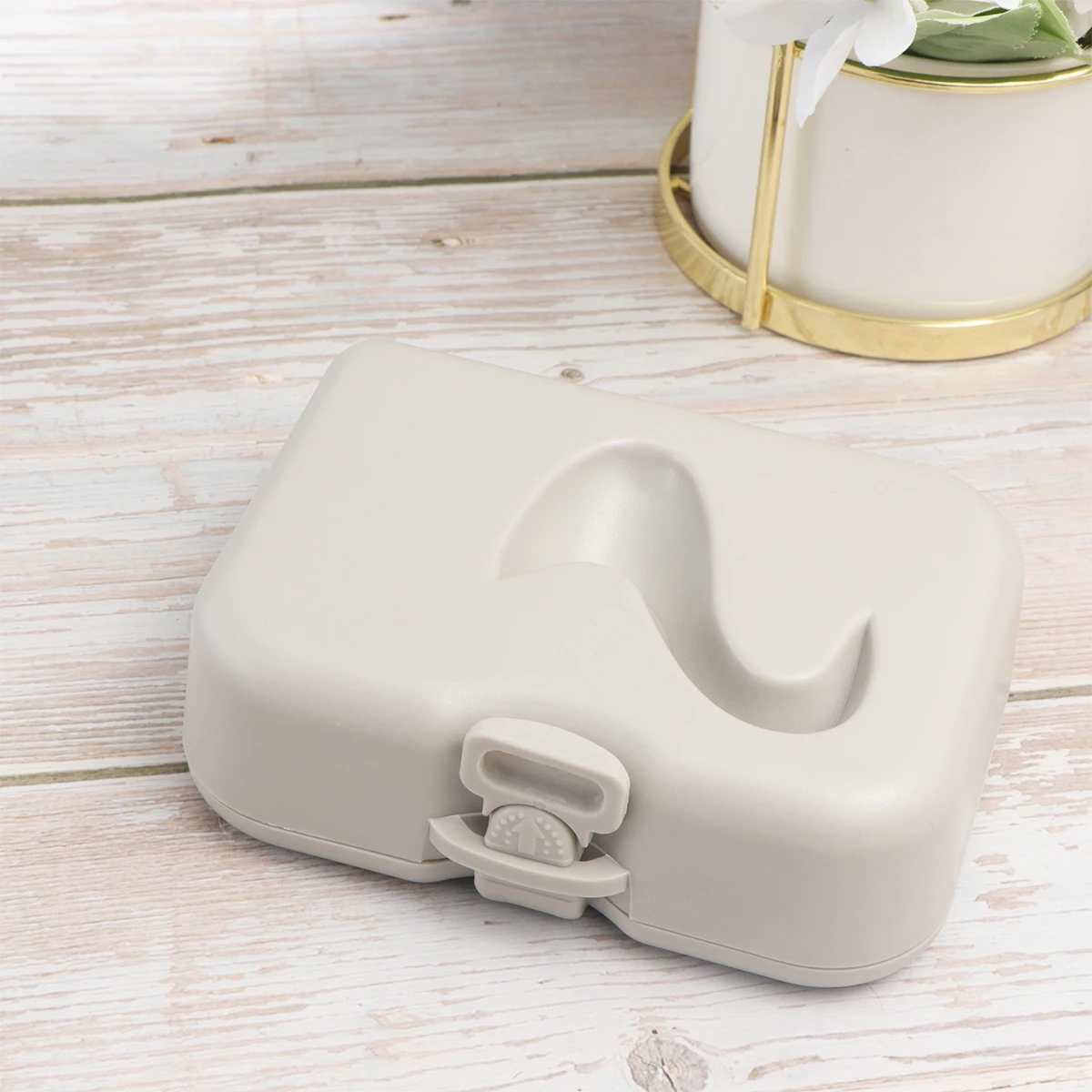 1Pcs Denture Cleaning Box False Teeth Storage Case Mini Brush Mirror Travel Portable Care Tool for Thorough Cleaning Prevent
1Pcs Denture Cleaning Box False Teeth Storage Case Mini Brush Mirror Travel Portable Care Tool for Thorough Cleaning Prevent