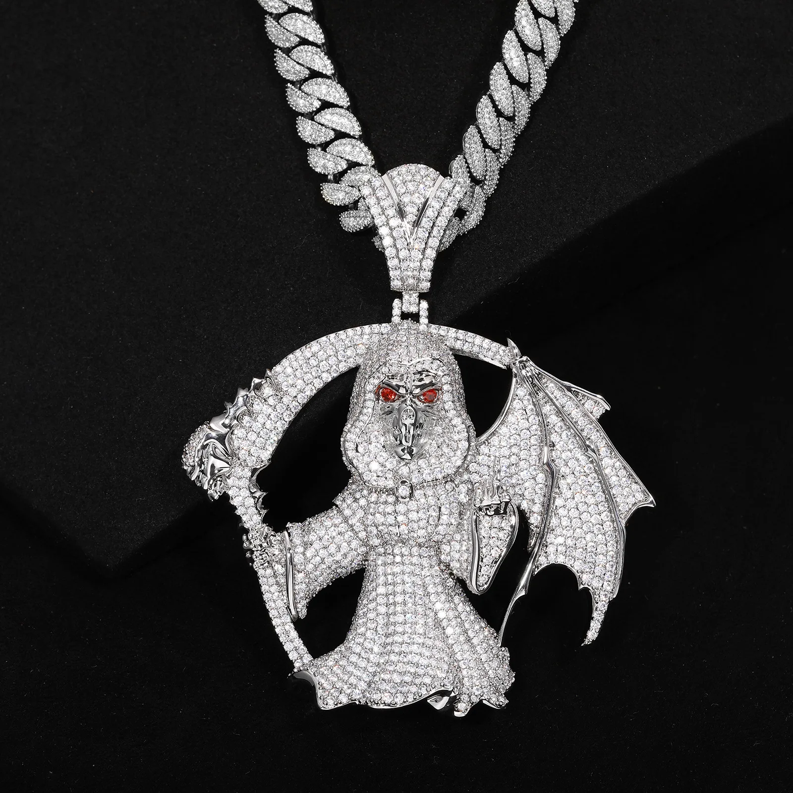 High Street Full Diamond Grim Reaper Pendant Necklace Plated Hip Hop Outfit Trendy Accessory For Men Women
High Street Full Diamond Grim Reaper Pendant Necklace Plated Hip Hop Outfit Trendy Accessory For Men Women