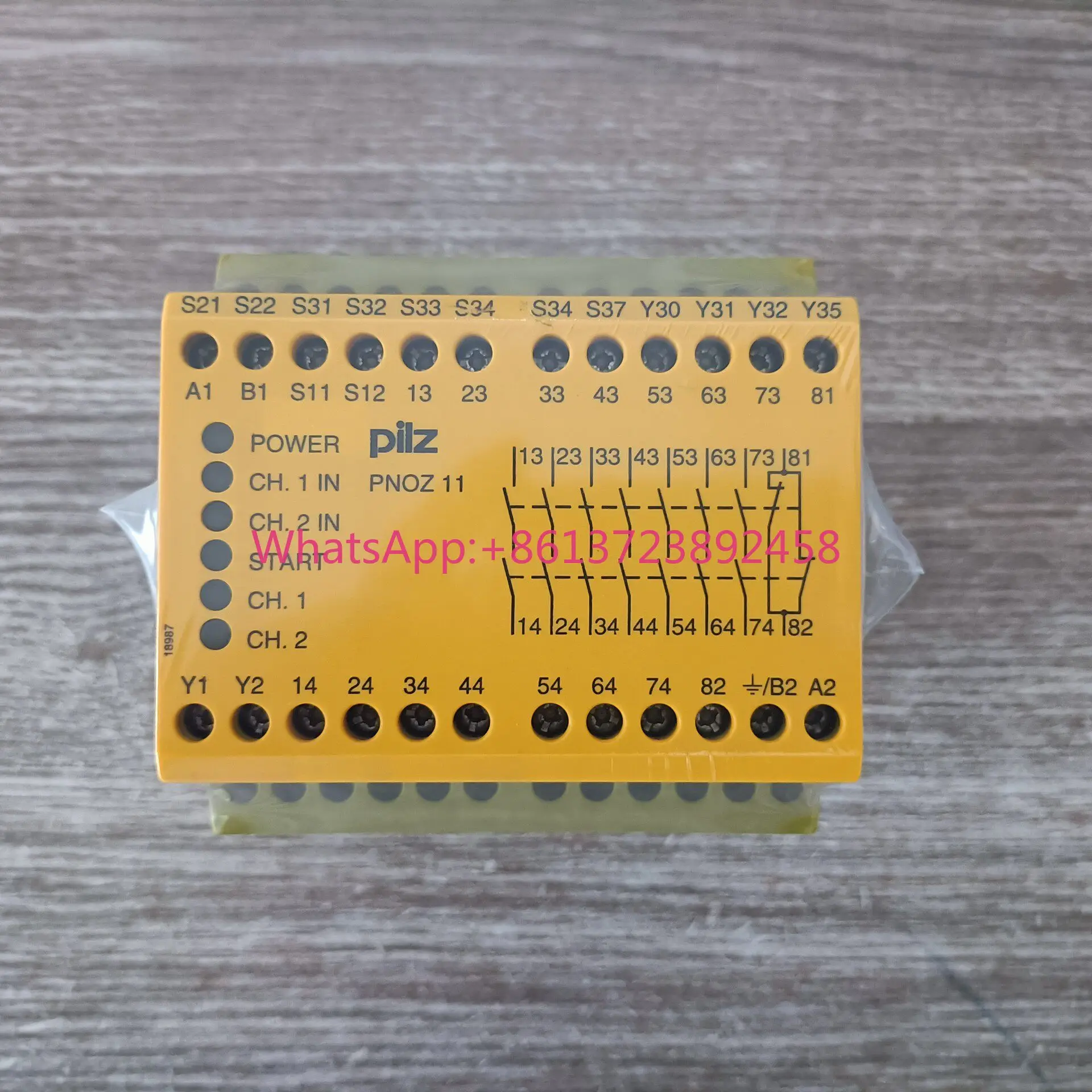 Pilz PNOZ 11 Safety Relay Model 774080 New Original Positive in Stock
Pilz PNOZ 11 Safety Relay Model 774080 New Original Positive in Stock