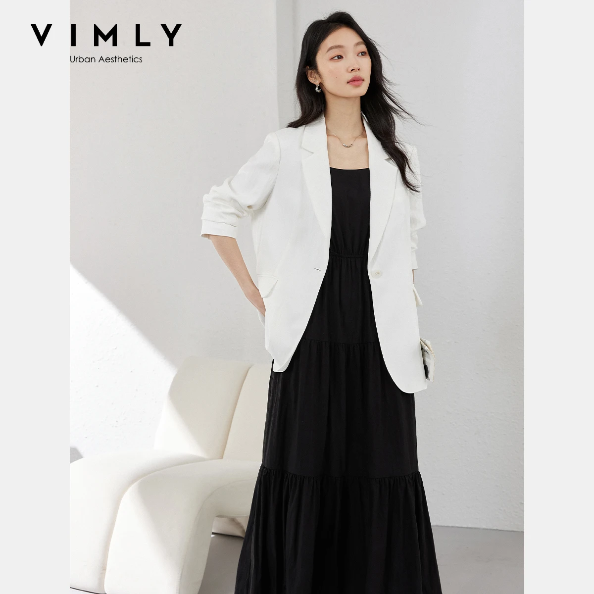 VIMLY Women's White Blazer Spring Autumn Elegant Jacket 2025 Commuter Office Wear High-end Loose Outerwear Ladies Clothing A0506
VIMLY Women's White Blazer Spring Autumn Elegant Jacket 2025 Commuter Office Wear High-end Loose Outerwear Ladies Clothing A0506