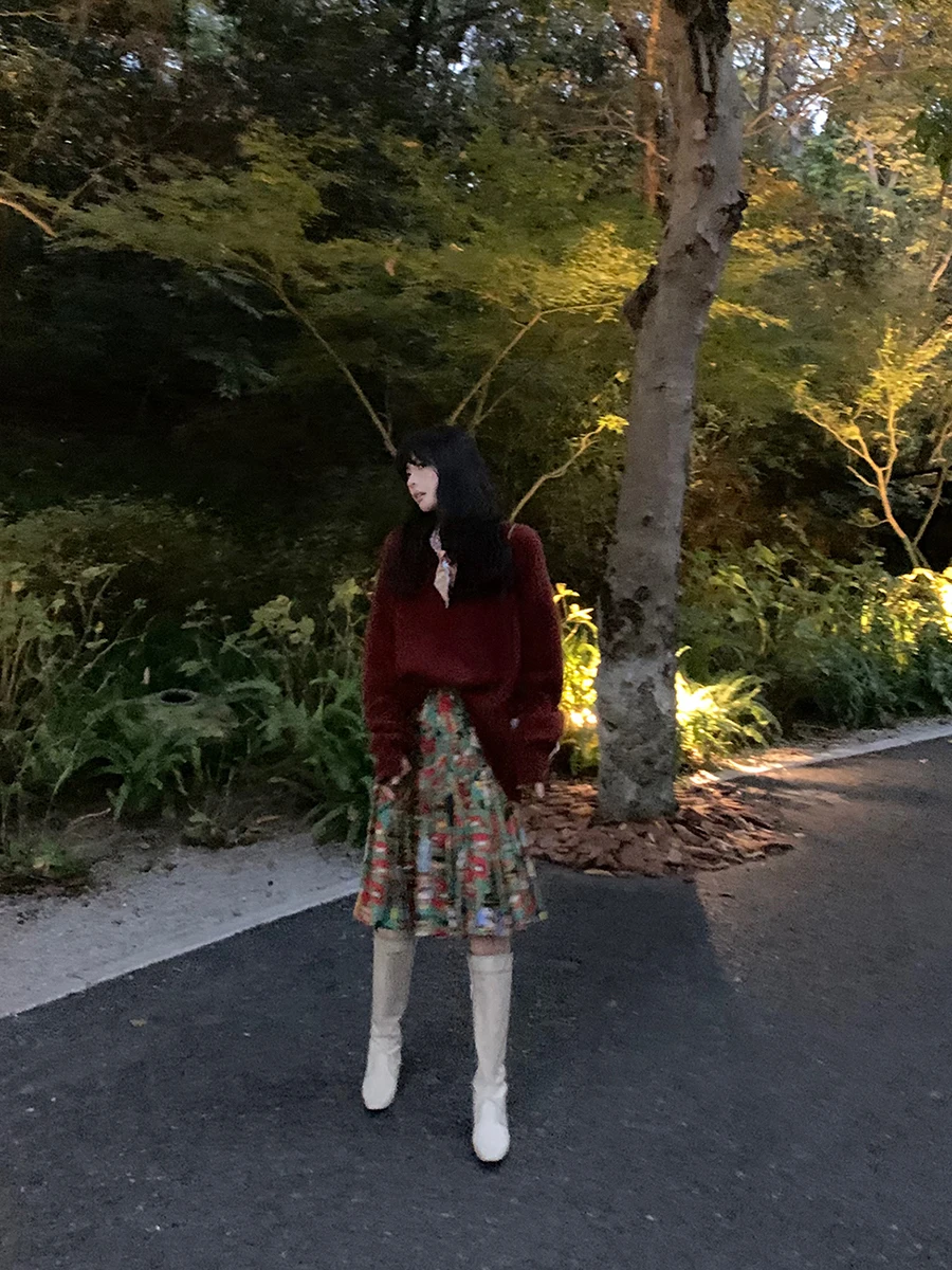 ASM ANNA Cisas Par Silk Print Skirt Vintage Heavy Work Design Multi-Pleated f-length Women's Faion Casual Wear
ASM ANNA Cisas Par Silk Print Skirt Vintage Heavy Work Design Multi-Pleated f-length Women's Faion Casual Wear