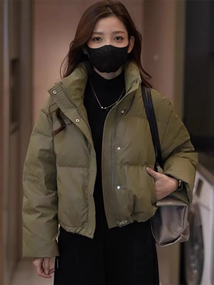 Американская ретро-куртка из искусственной кожи с воротником-стойкой, утепленная, короткая, на молнии, для женщин
Американская ретро-куртка из искусственной кожи с воротником-стойкой, утепленная, короткая, на молнии, для женщин