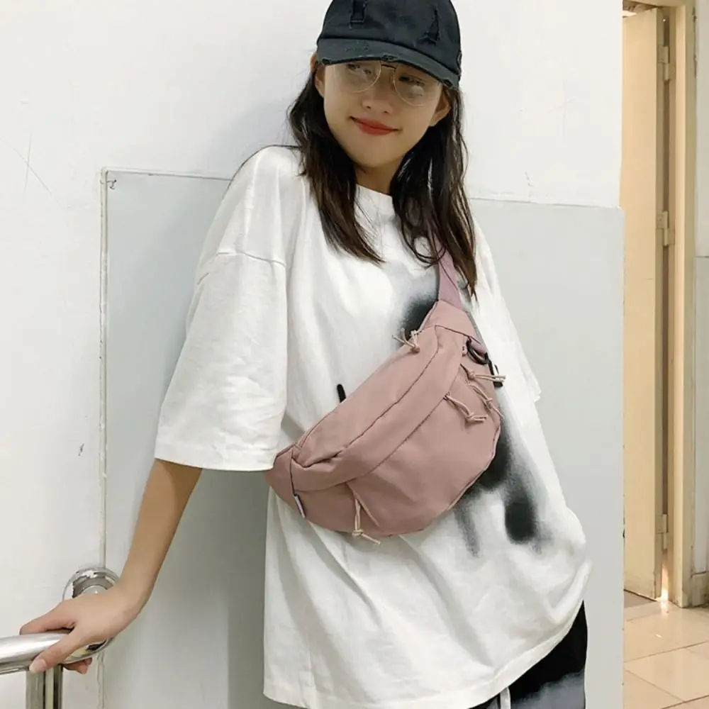 Нейлоновая женская нагрудная сумка в уличном стиле, походная сумка через плечо с карманом, портативная минималистичная нагрудная сумка через плечо
Нейлоновая женская нагрудная сумка в уличном стиле, походная сумка через плечо с карманом, портативная минималистичная нагрудная сумка через плечо