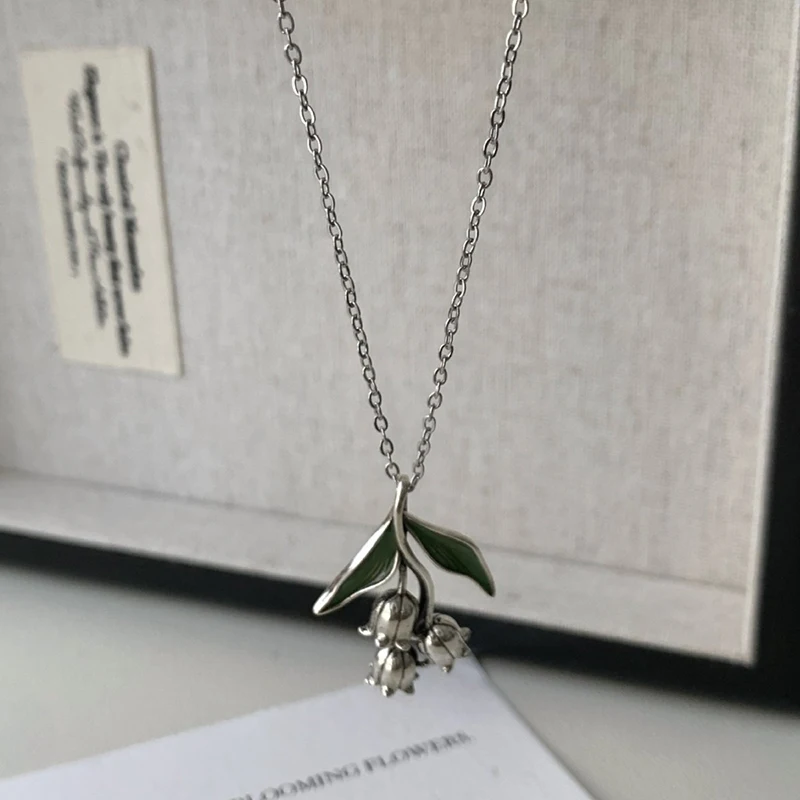 New 925 Sterling Silver Flower Necklace Personality Charm Plant Shape Pendant Choker Birthday Gift for Women Exquisite Jewelry
New 925 Sterling Silver Flower Necklace Personality Charm Plant Shape Pendant Choker Birthday Gift for Women Exquisite Jewelry