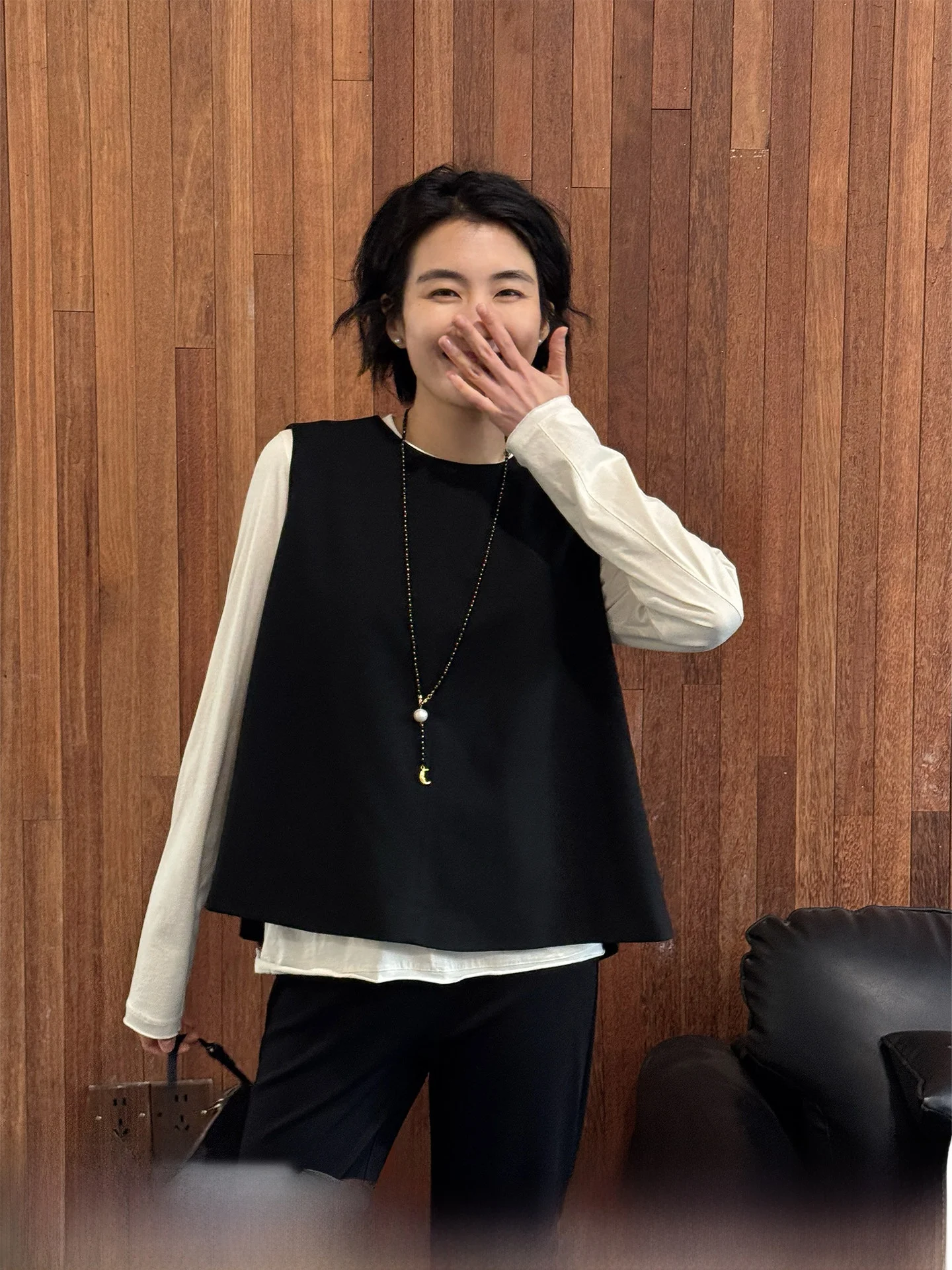 Black Vest Women's Loose Sleeveless Outerwear Spring 2026 New Style Commute Style round Neck Regular Length Polyester Blend
Black Vest Women's Loose Sleeveless Outerwear Spring 2026 New Style Commute Style round Neck Regular Length Polyester Blend