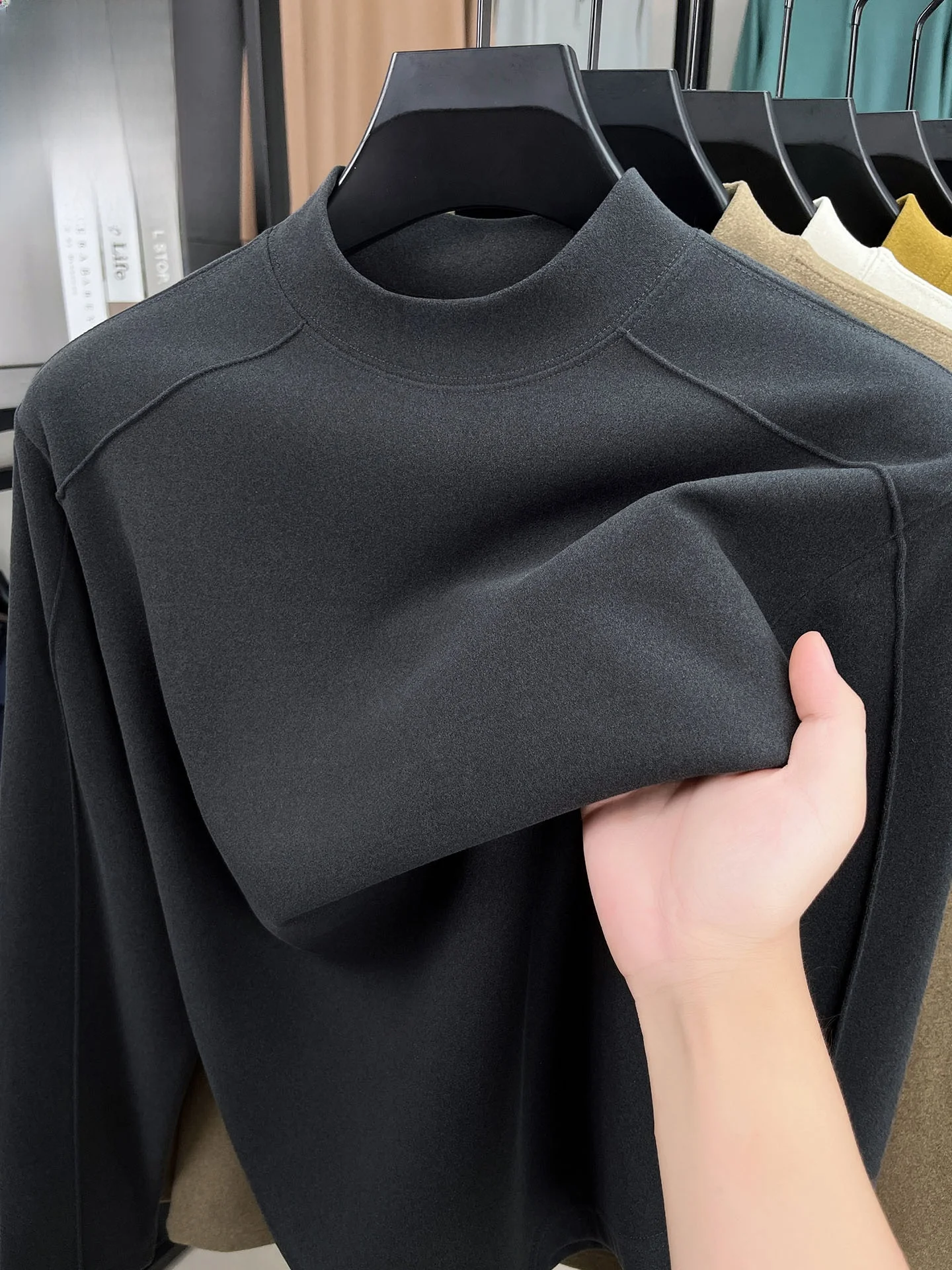 Двусторонняя термофутболка из оленьего велюра с высоким воротником для мужчин, базовая внутренняя одежда, повседневный свободный крой, полиэстер...
Двусторонняя термофутболка из оленьего велюра с высоким воротником для мужчин, базовая внутренняя одежда, повседневный свободный крой, полиэстер...