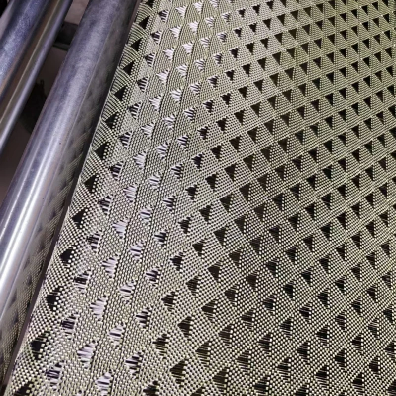 3K 240gsm 2x2 Dark gold aramid and carbon fiber blended jacquard fabric 40 inches/100cm triangular blended carbon aramid fabric
3K 240gsm 2x2 Dark gold aramid and carbon fiber blended jacquard fabric 40 inches/100cm triangular blended carbon aramid fabric