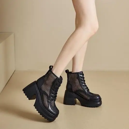 Women's Boots Hollow out Genuine Leather Mesh Breathable Thick Bottom Cool Boots Roman Style Flat Heel Pu Material
Women's Boots Hollow out Genuine Leather Mesh Breathable Thick Bottom Cool Boots Roman Style Flat Heel Pu Material