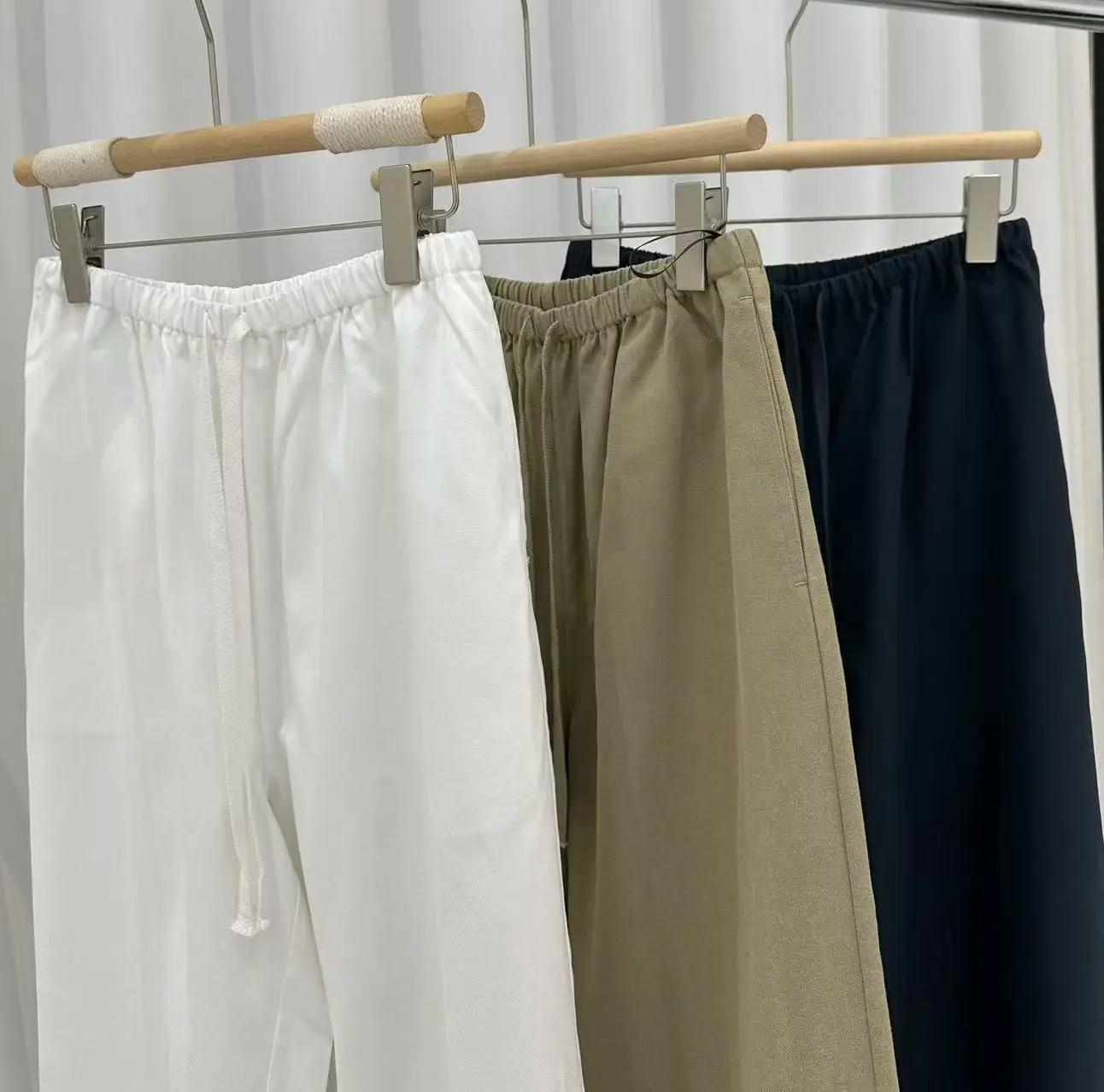 2026 Spring/Summer New Arrival Cotton Drawstring Elastic Waist Casual Pants For Women
2026 Spring/Summer New Arrival Cotton Drawstring Elastic Waist Casual Pants For Women