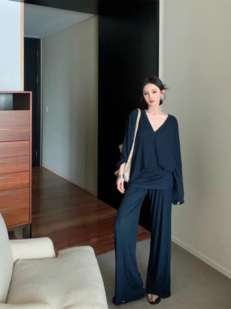 Hot Girl Casual Suit Women's Spring V-neck Long-sleeved T-shirt High Waist Wide-leg Pants Two-piece Set Fashion Female Clothes
Hot Girl Casual Suit Women's Spring V-neck Long-sleeved T-shirt High Waist Wide-leg Pants Two-piece Set Fashion Female Clothes