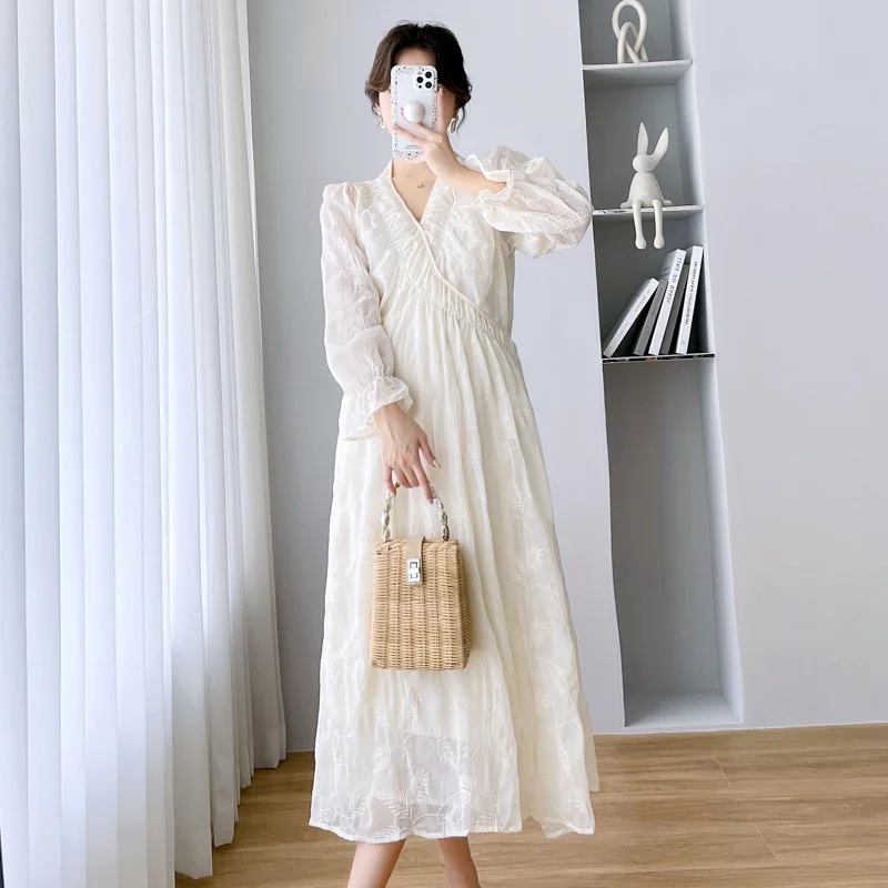 Spring Korean Fashion Chic Ins White Maternity Long Party Dress V Neck Wedding A Line Slim Loose Clothes for Pregnant Women
Spring Korean Fashion Chic Ins White Maternity Long Party Dress V Neck Wedding A Line Slim Loose Clothes for Pregnant Women