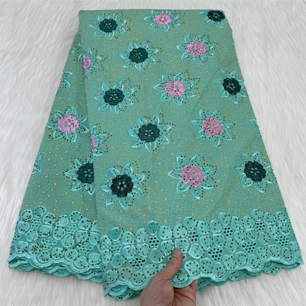African 100% Cotton Lace Fabric 2024 High Quality Swiss Voile Lace With Stones Nigerian Cotton Lace For Women Wedding Dresses
African 100% Cotton Lace Fabric 2024 High Quality Swiss Voile Lace With Stones Nigerian Cotton Lace For Women Wedding Dresses