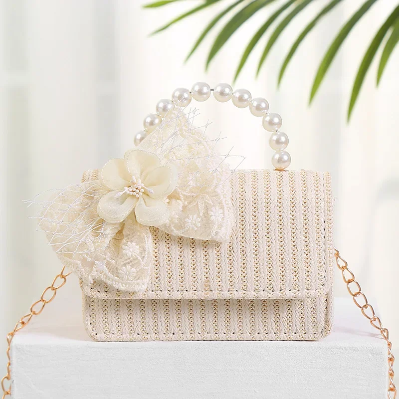 Simple Bowknot Straw Bag Messenger Portable Dual-purpose Holiday Photo Versatile Ladies Bag New Fashion Summer Bag
Simple Bowknot Straw Bag Messenger Portable Dual-purpose Holiday Photo Versatile Ladies Bag New Fashion Summer Bag