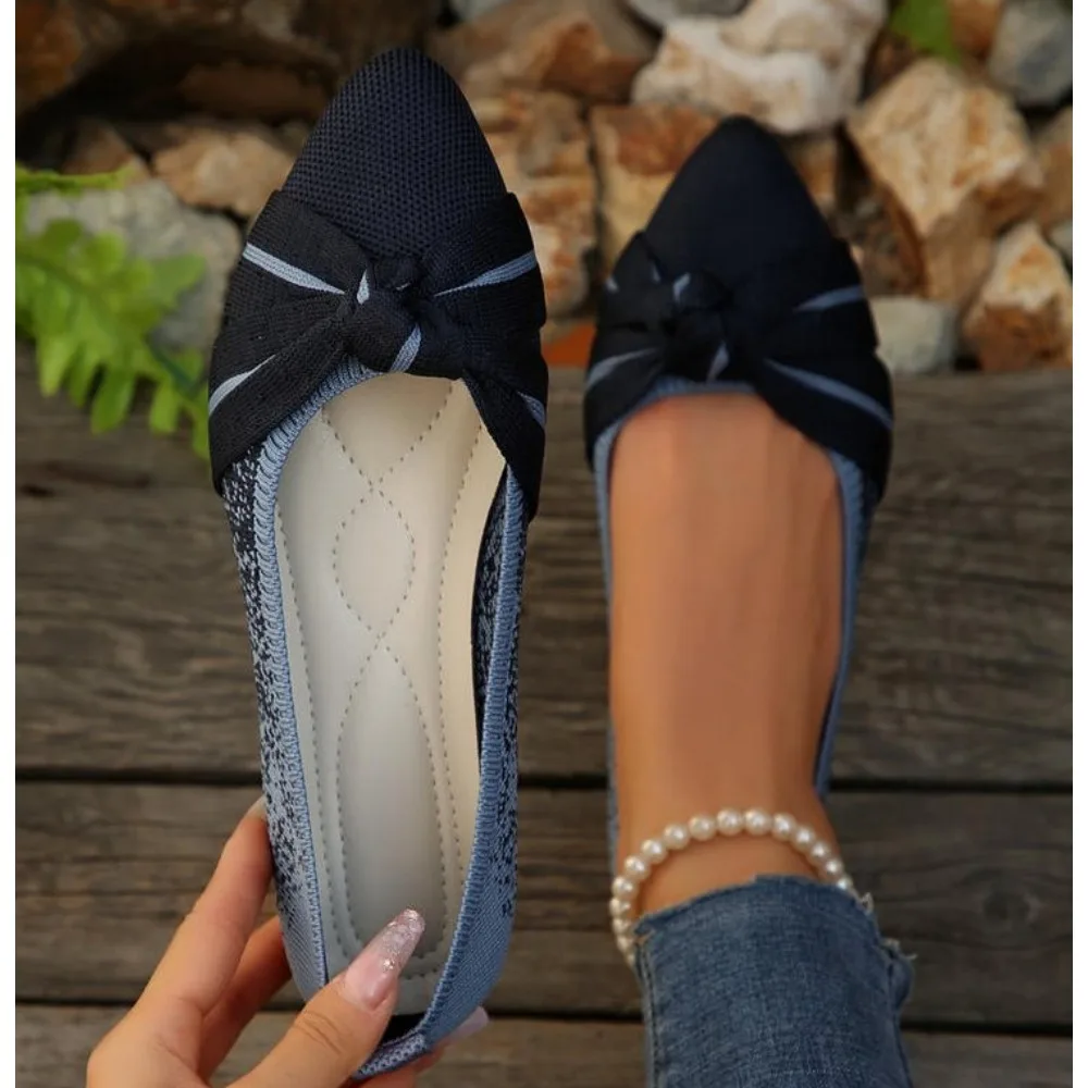 Spring and Autumn New Pointed Toe Comfortable Casual Single Shoes Fashion Light Mouth Large Size Lightweight Flat Shoes Women
Spring and Autumn New Pointed Toe Comfortable Casual Single Shoes Fashion Light Mouth Large Size Lightweight Flat Shoes Women