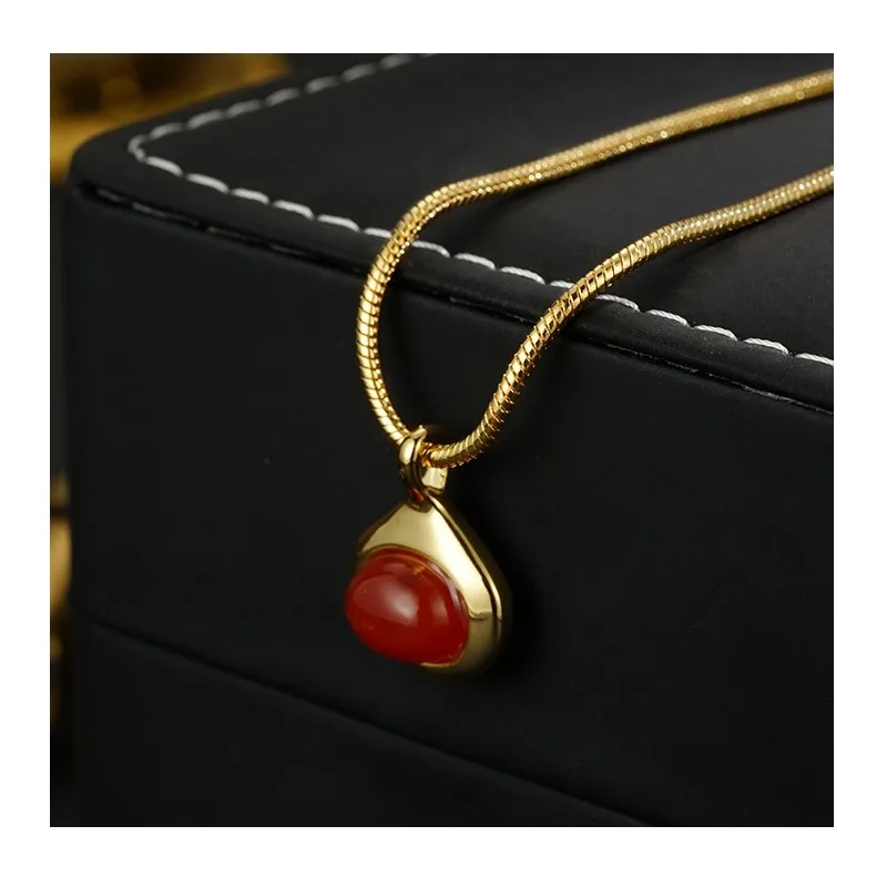 Light Luxury Retro Niche Fashion Simple and Versatile Premium Oval Pendant Necklace Collarbone Chain ()
Light Luxury Retro Niche Fashion Simple and Versatile Premium Oval Pendant Necklace Collarbone Chain ()