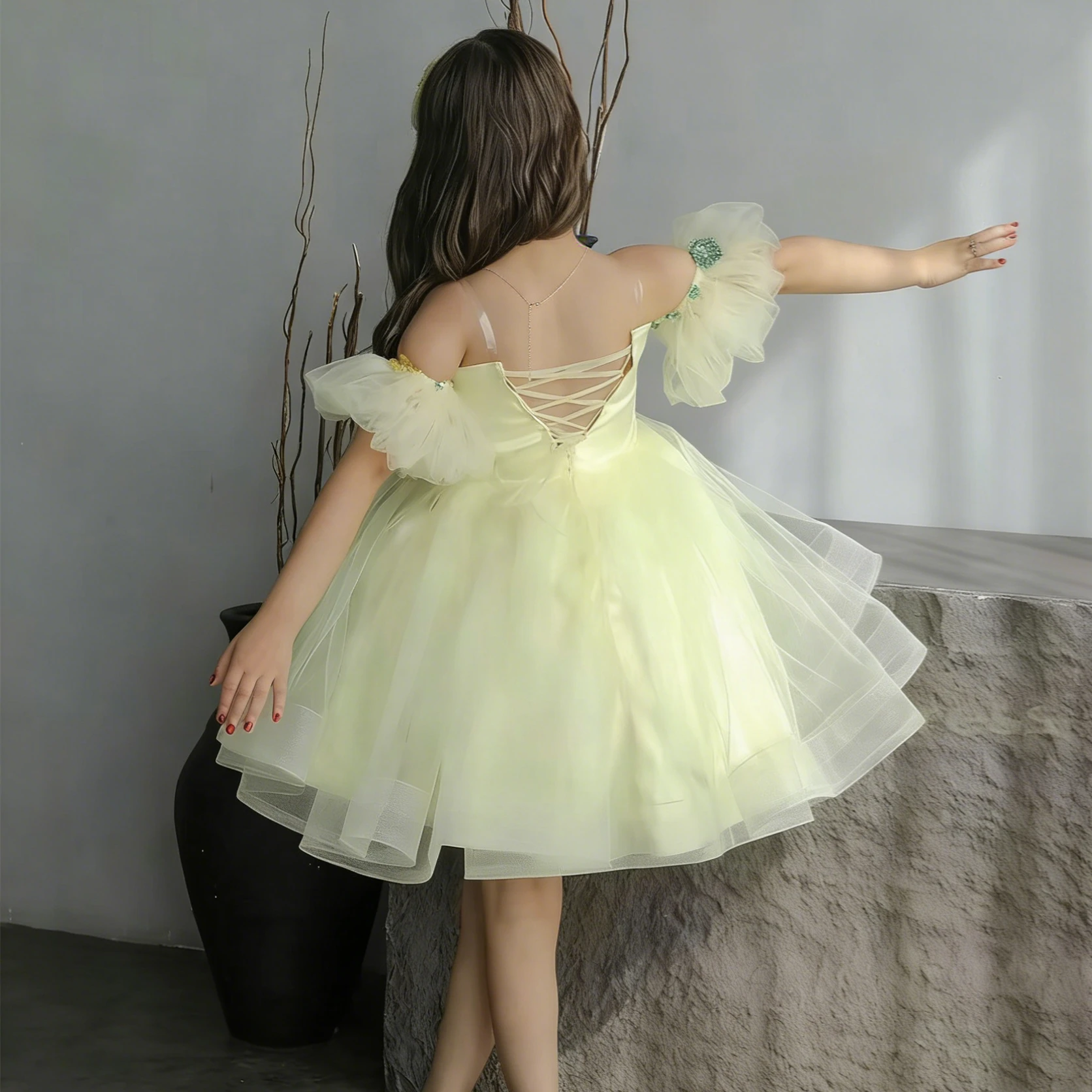 Customized Yellow Flower Girl Dress for Wedding Appliques High Waist Knee Length Luxury Kids Birthday First Communion Gown
Customized Yellow Flower Girl Dress for Wedding Appliques High Waist Knee Length Luxury Kids Birthday First Communion Gown