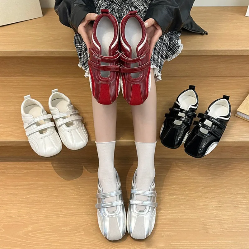 Женские кроссовки, повседневные лоферы, женская модная обувь на плоской подошве, дизайнерское брендовое летнее прогулочное платье 2025, женская Обувь
Женские кроссовки, повседневные лоферы, женская модная обувь на плоской подошве, дизайнерское брендовое летнее прогулочное платье 2025, женская Обувь