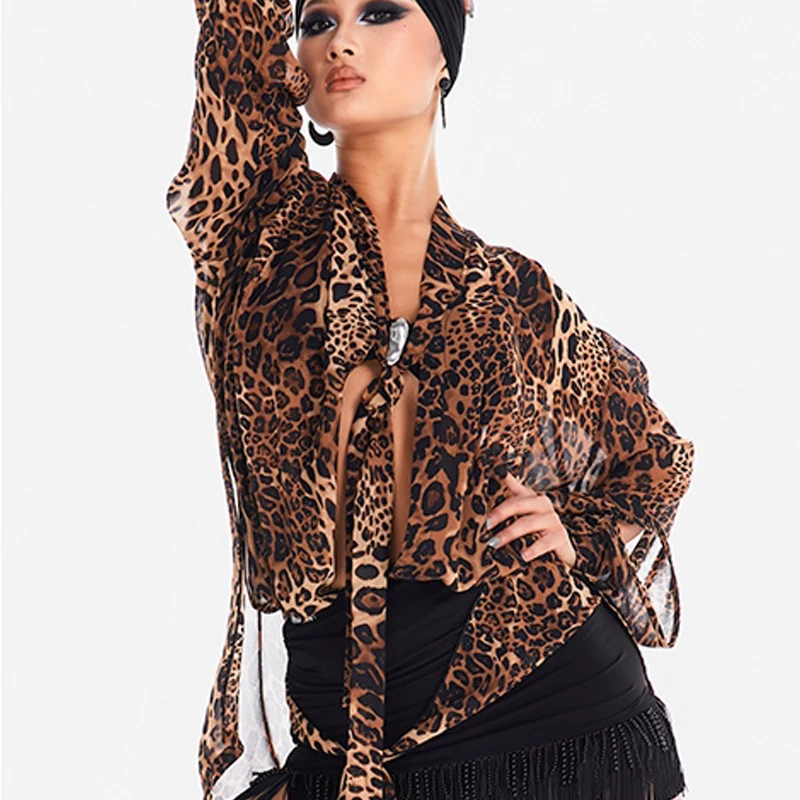 Женский костюм для латинских танцев с леопардовым принтом, нерегулярный топ, юбка с бахромой, костюм для чача, румбы, танго, латинское платье для взрослых, DN20271
Женский костюм для латинских танцев с леопардовым принтом, нерегулярный топ, юбка с бахромой, костюм для чача, румбы, танго, латинское платье для взрослых, DN20271