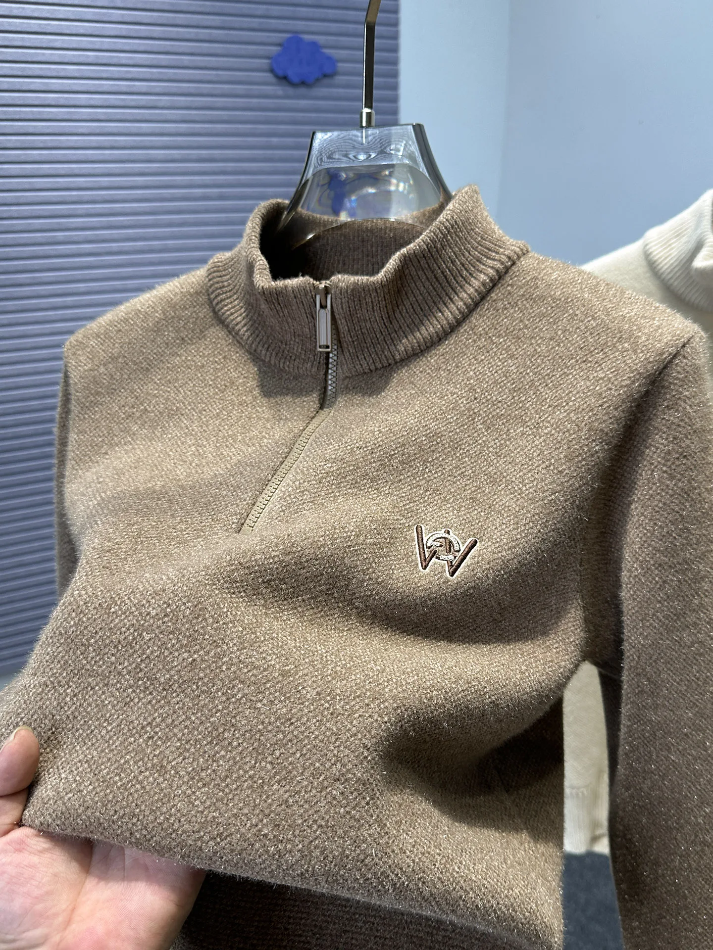 Men's Thiened Fce Lined Zipper Ne Knitwear Casual Sle Long Sve Sweater Winter Warm Stand Collar Youth Faionable
Men's Thiened Fce Lined Zipper Ne Knitwear Casual Sle Long Sve Sweater Winter Warm Stand Collar Youth Faionable