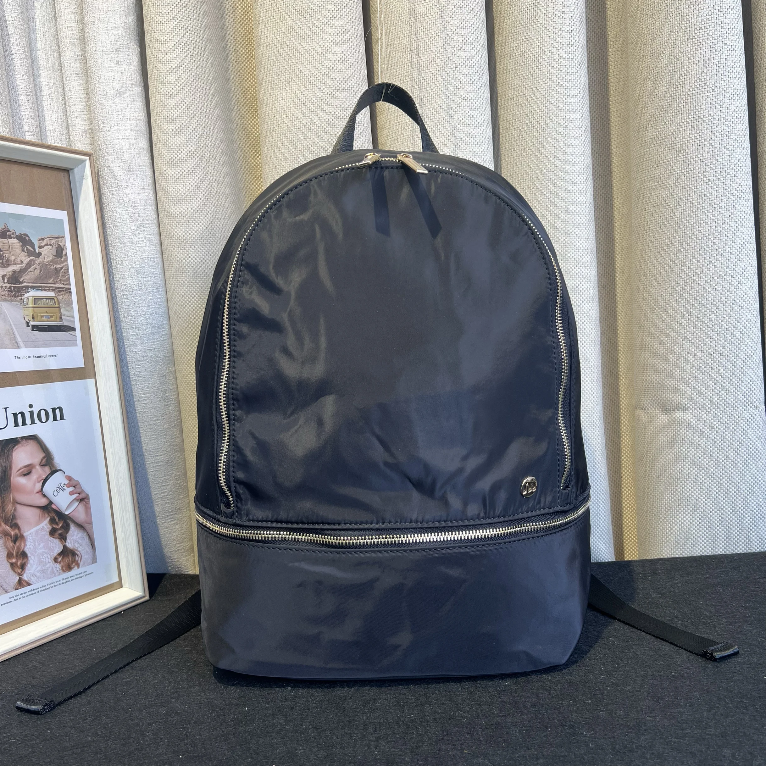 Lulu Sle Casual Fitn Bapa Lightweight Waterproof Dual oulder Bag for Women Daily Commuting Nylon Pure Color
Lulu Sle Casual Fitn Bapa Lightweight Waterproof Dual oulder Bag for Women Daily Commuting Nylon Pure Color
